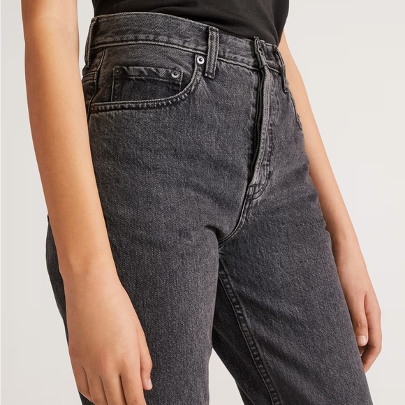 NWT Everlane The 90’s Curvy Cheeky Jeans in Washed Black Size 28 Ankle - Picture 8 of 14